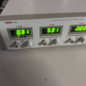 Mdt693a Thorlabs 3-axis Piezo Controller