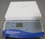 R194262 Fisher Scientific Isotemp Laboratory Magnetic Stirrer Mixer 11-800-49S. Fixed Price $100.00.