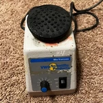 Vwr Mini Vortexer 945300, Vm 3000, Cat # 58816-121(16349/9). Fixed Price $99.00.