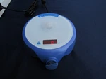 Ika Color Squid Model S000 White Small Digital Magnetic Stirrer Guaranteed. Fixed Price $45.00.