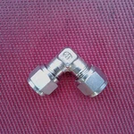 Hoke Gyrolok 3/8" X Tube Od Elbow Union 90 Degree 316 Stainless Steel .375. Fixed Price $8.50.