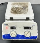 Fisher Scientific Isotemp SP88857200 7"X7" Hot Plate Magnetic Stirrer Tested. Fixed Price $199.99.