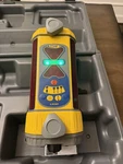 Spectra Laser LR30-1 Machine Control Receiver W/alkaline Batteries. Fixed Price $995.00.