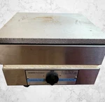 Thermolyne Model HP-2625R Type 2600 Hot Plate. Fixed Price $55.00.