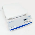 Fisher Scientific S88850200 Brand Isotemp Stirrer 1500RPM 10"X10" Tested. Fixed Price $152.00.